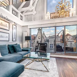 Viu Indigo Apartment
